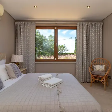 Villa Quinta Dos Caneiros Luxury Ocean Views Walk To Beach
