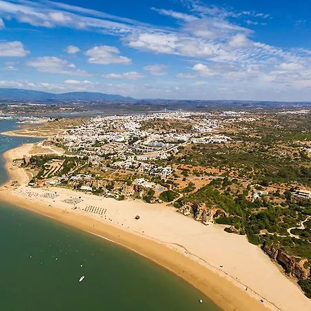 Quinta Dos Caneiros Luxury Ocean Views Walk To Beach וילה